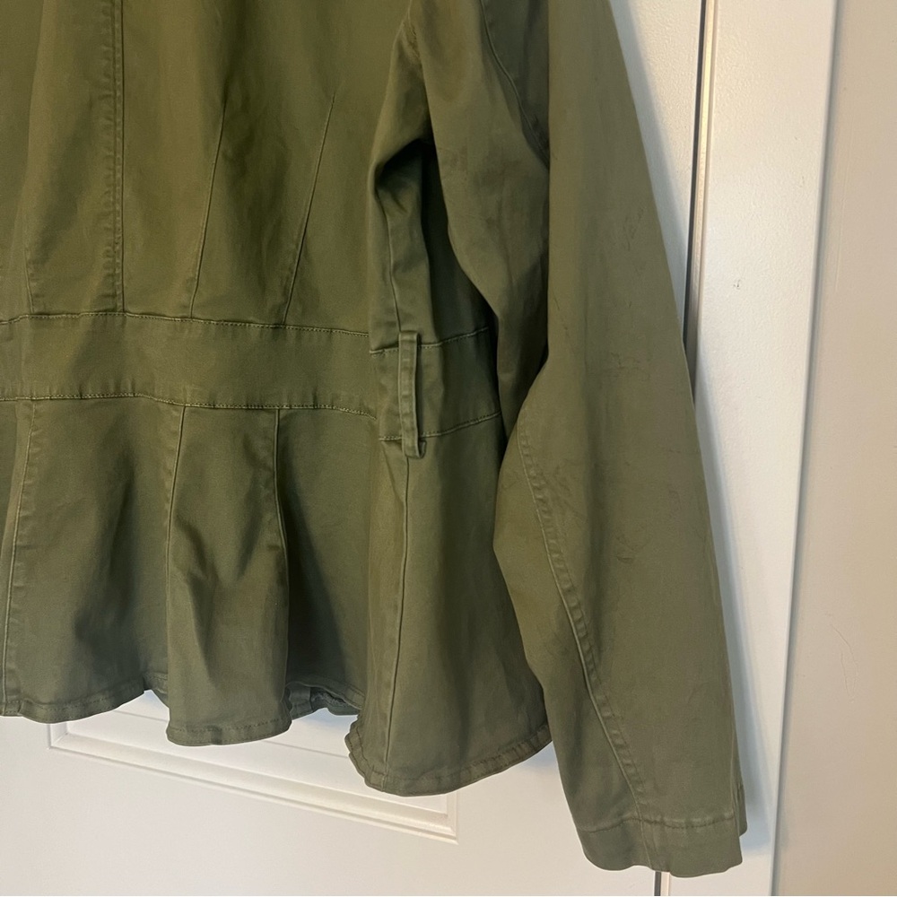 Lane Bryant olive green cropped peplum utility jacket Size 22 Gorpcore Casual - Picture 6 of 9